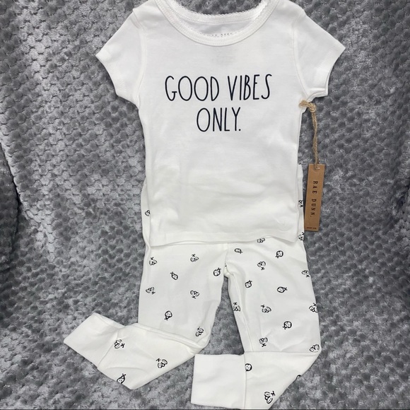 Rae Dunn GOOD VIBES ONLY pajama set - NWT - Picture 4 of 4